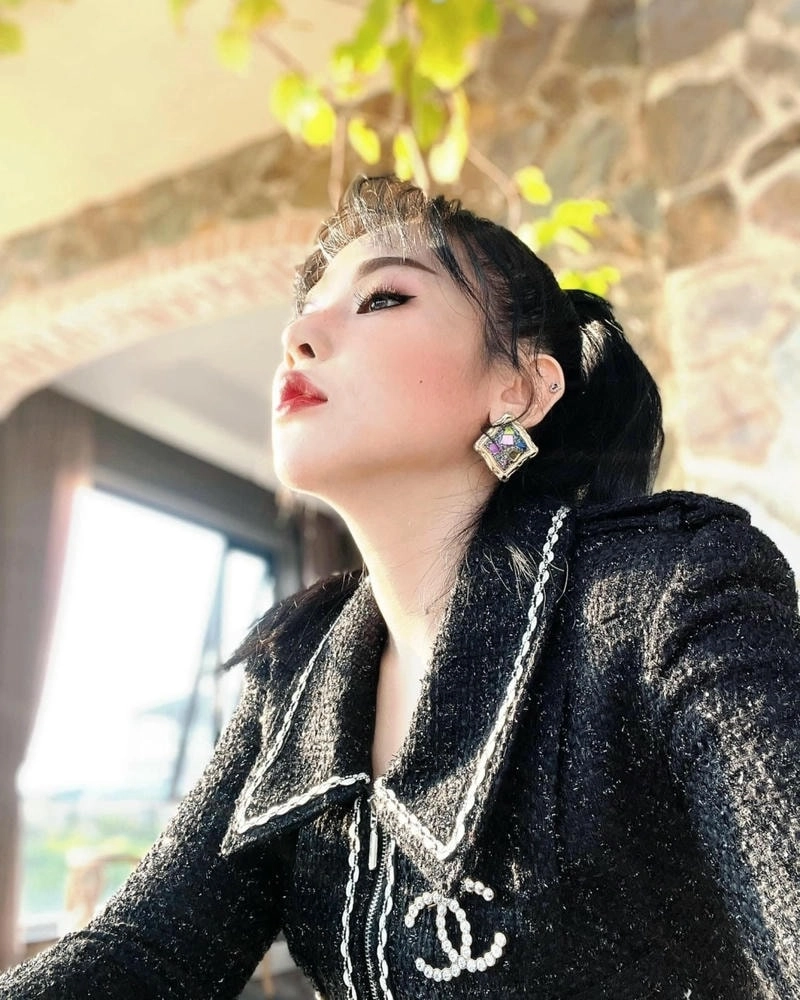 Trương Thảo Nhi The Voice gây chú ý