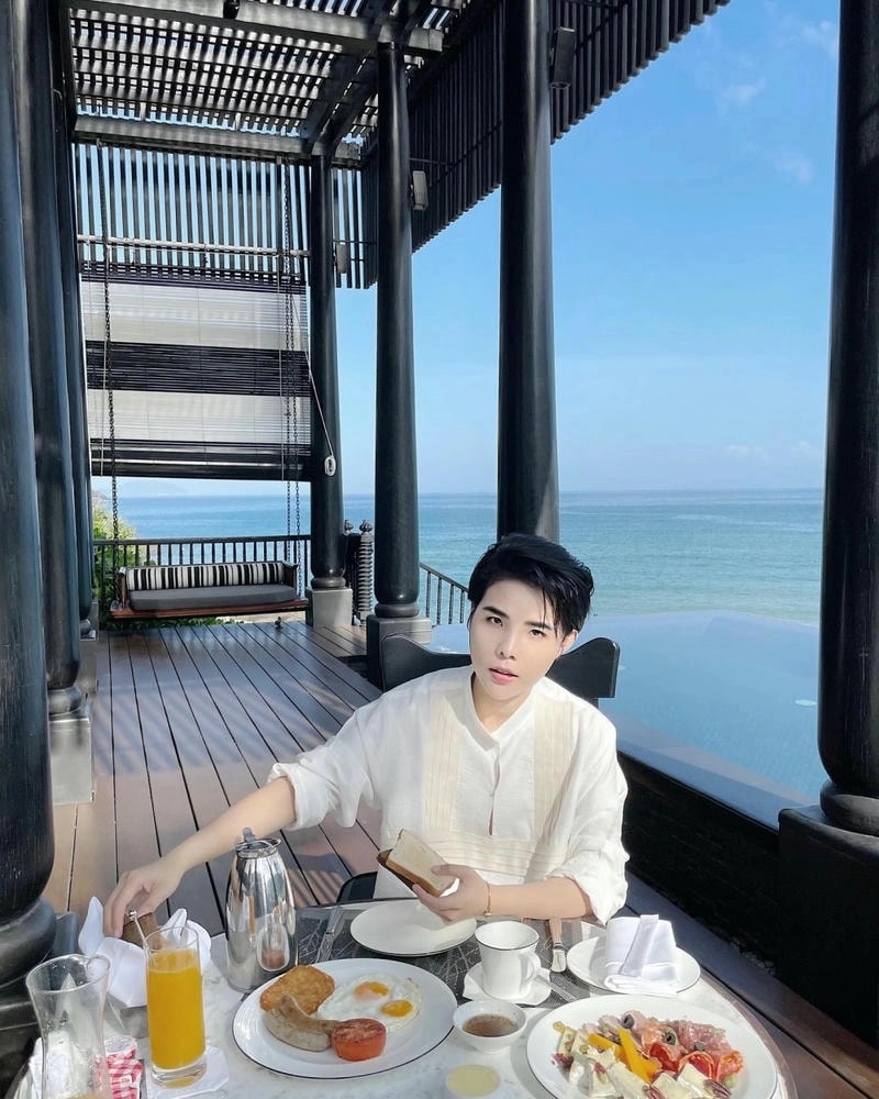 Tâm trạng qua lời bài hát Vũ Cát Tường Người bình thường