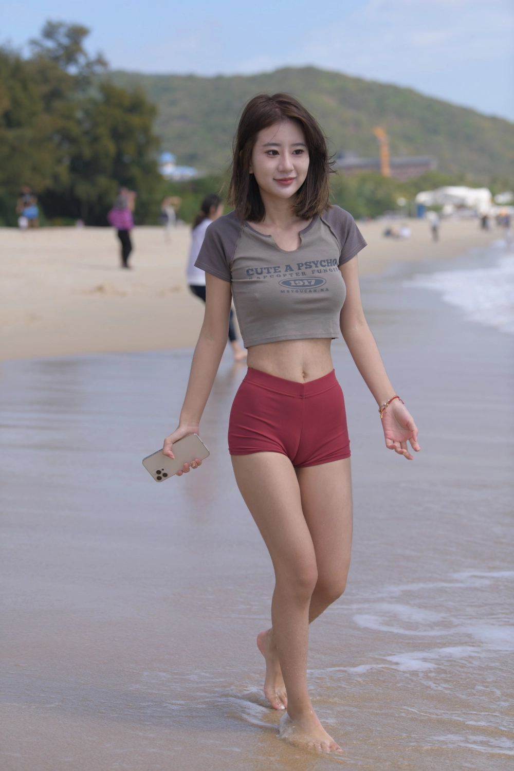 Anonymous tự tin khoe vẻ đẹp nóng bỏng khó cưỡng