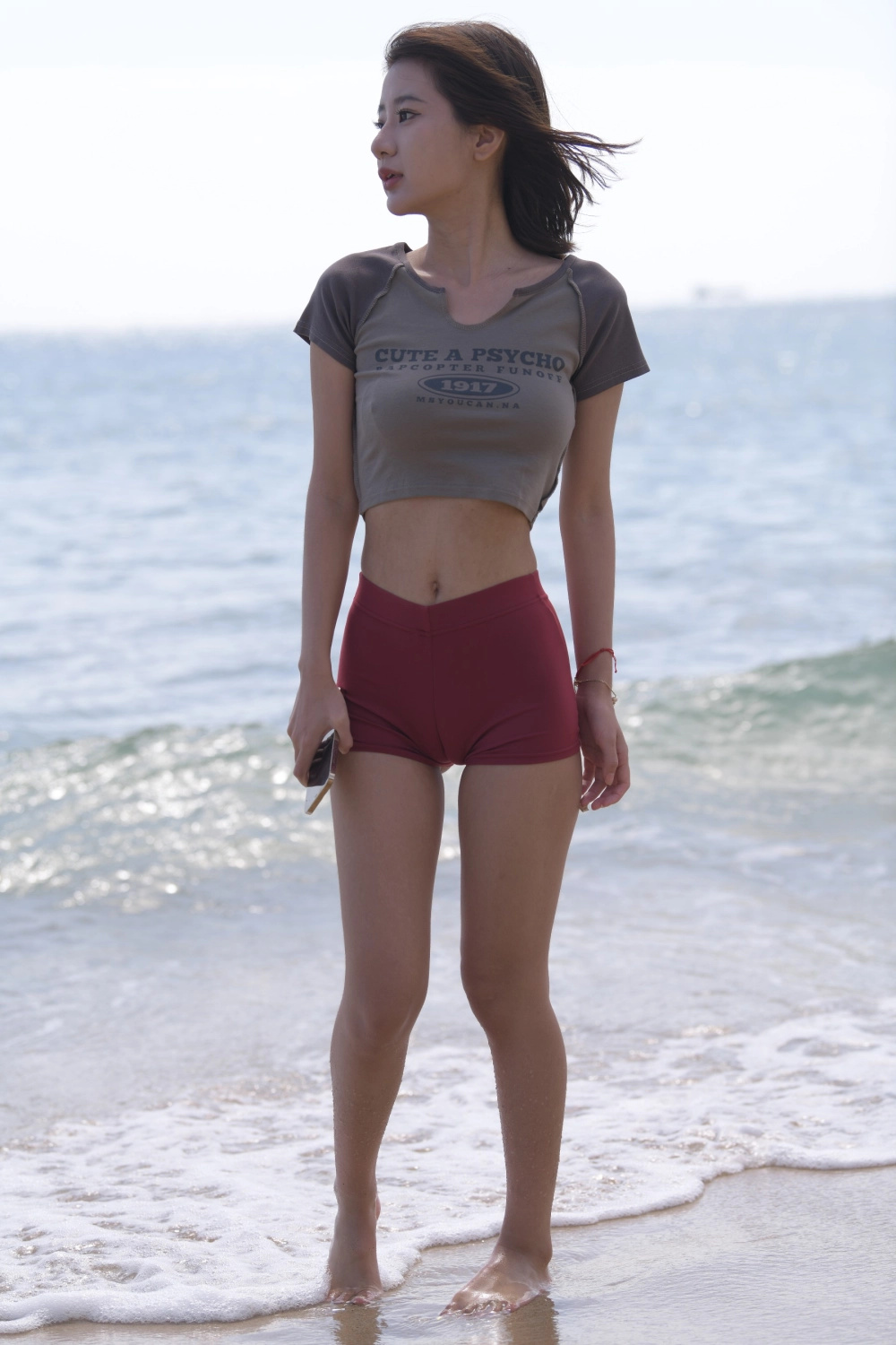 Ánh mắt sexy của Anonymous khiến người xem ngẩn ngơ