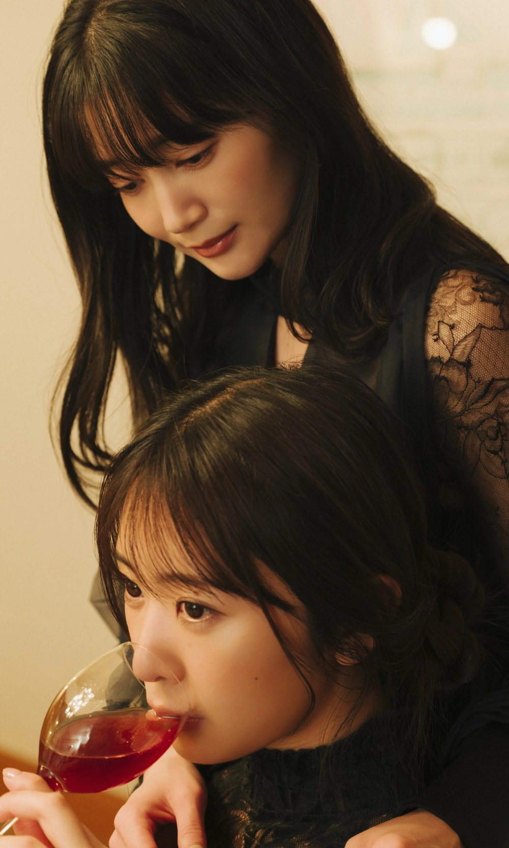 Nét đẹp gợi cảm của Kaoru Mashima khiến người xem không thể rời mắt