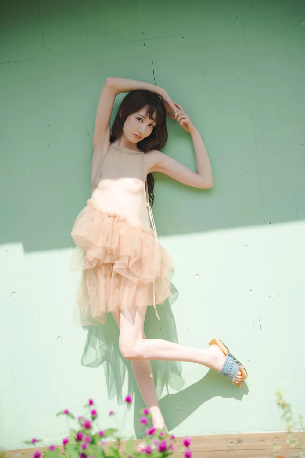 Karen Ishida mang đến sức hút nồng nàn đầy gợi cảm