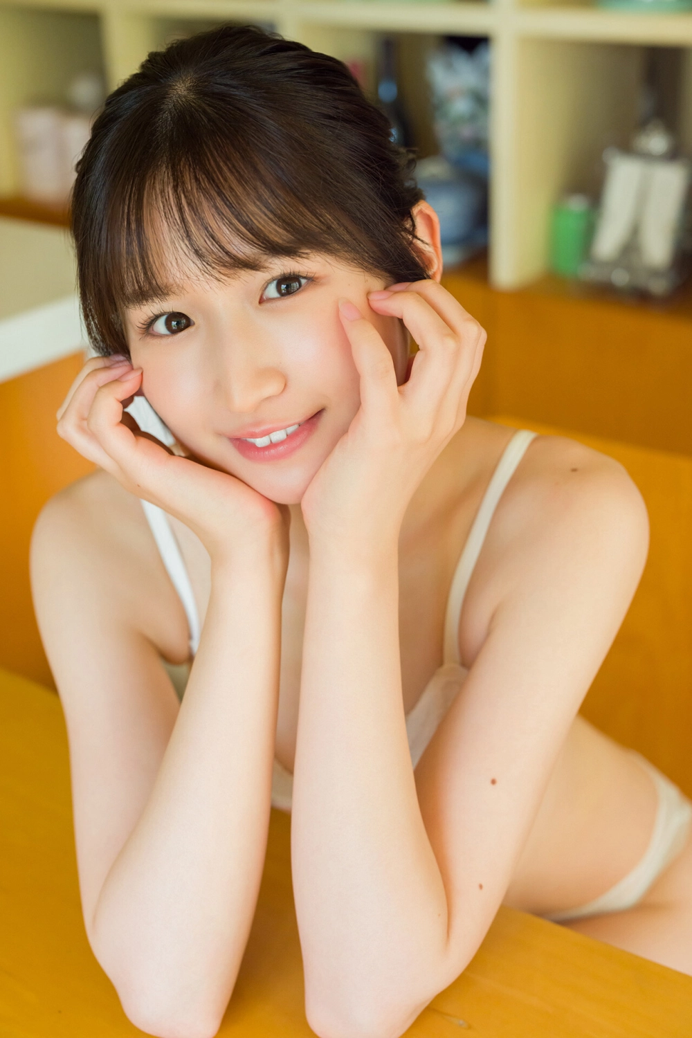 Kotori Kaiga khoe đường cong hoàn hảo khiến mạng xã hội bùng nổ