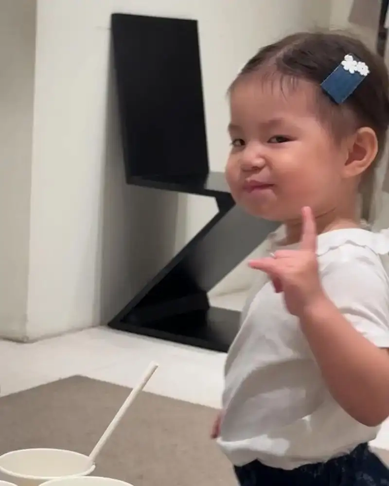 Tổng hợp meme bé pam siêu hài hước cho fan meme pam