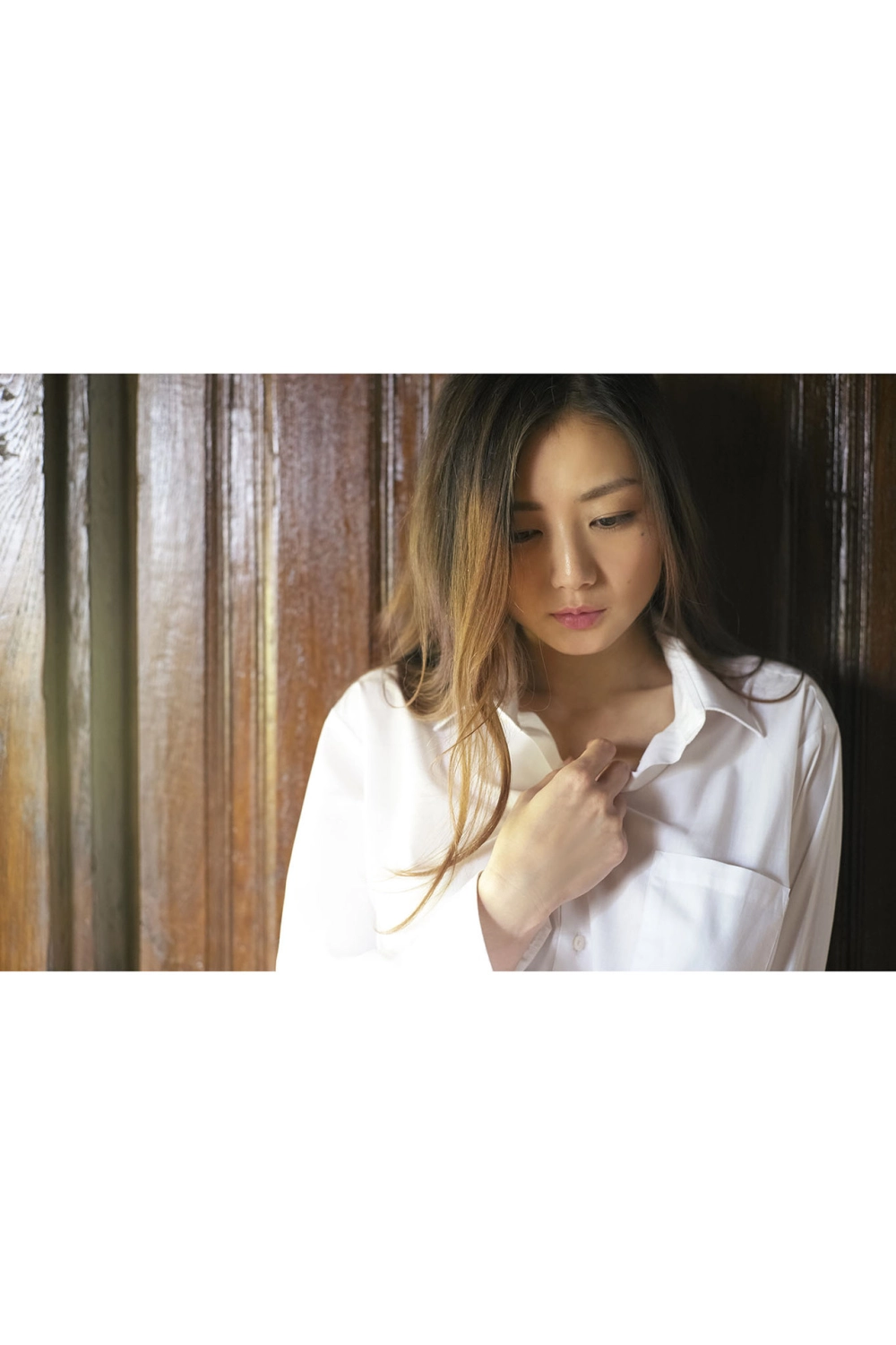 Moemi Katayama mang đến hình ảnh vừa sexy vừa mê hoặc trong từng khung hình