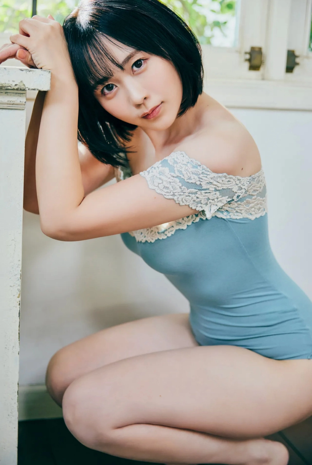 Snow at night khoe đường cong hoàn hảo khiến mạng xã hội bùng nổ