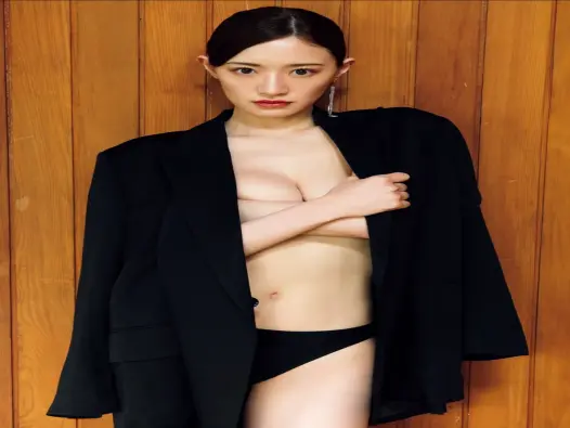 Hình ảnh Kana Nakada gợi cảm đầy cuốn hút khiến fan say đắm