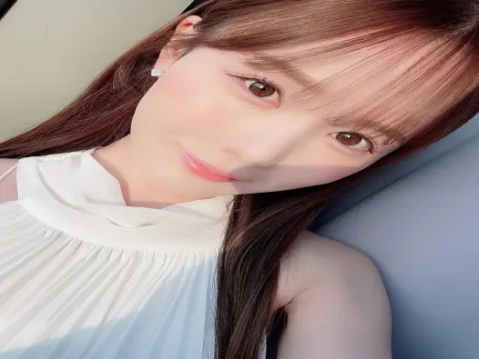 Miru Sakamichi sexy đầy quyến rũ với thần thái cuốn hút