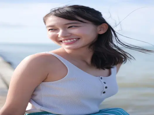 Nene Shida sexy khoe vẻ đẹp quyến rũ khiến fan mê mẩn