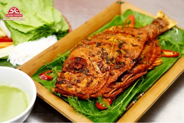 Cá bã trầu nướng vàng óng hấp dẫn