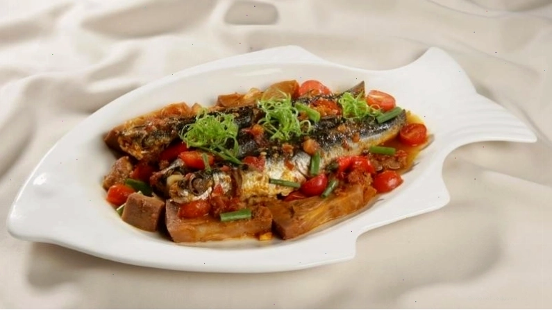 Cá chuồn kho mít đậm đà hương vị truyền thống