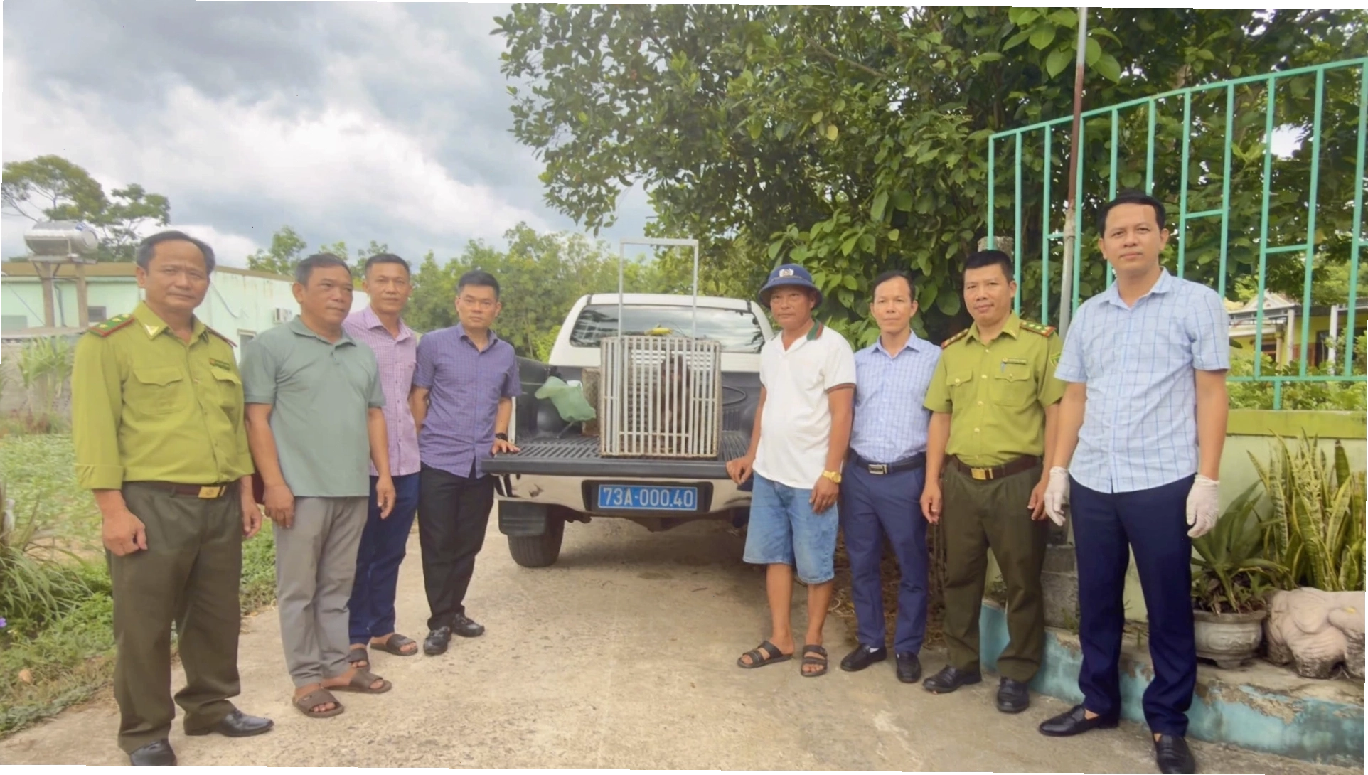 Cá thể Khỉ mặt đỏ được tiếp nhận và bàn giao cho Trung tâm Cứu hộ