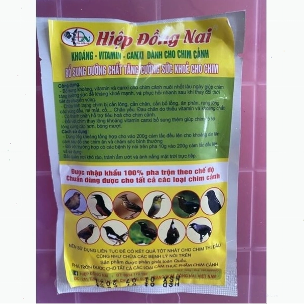 Cám chim cảnh Hiệp Đồng Nai với thành phần dinh dưỡng cân đối
