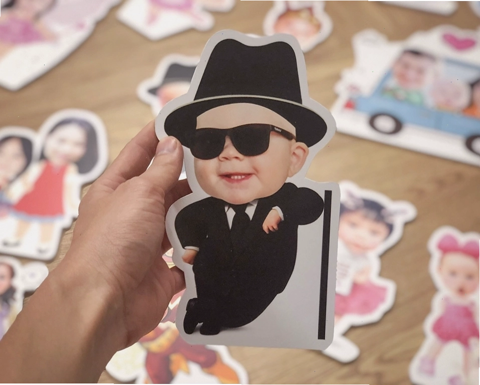 Chibi bé trai phong cách Baby Boss