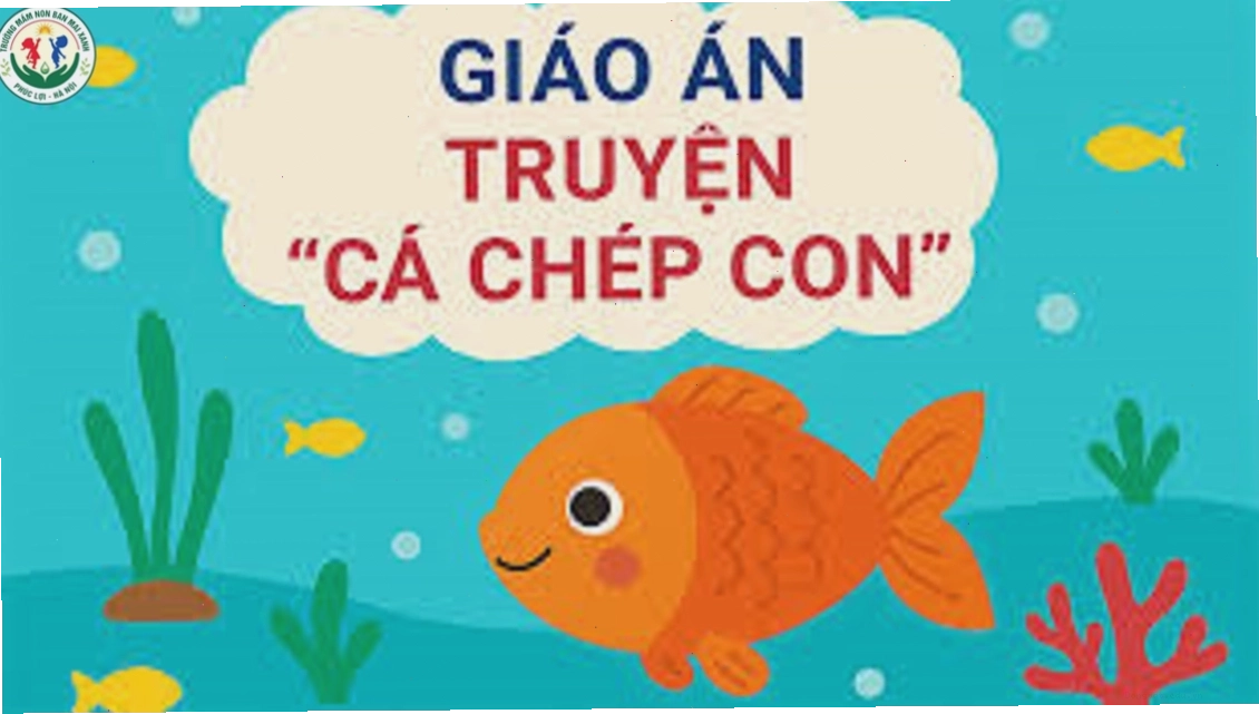 Chú cá chép con tò mò về việc lột xác của cua