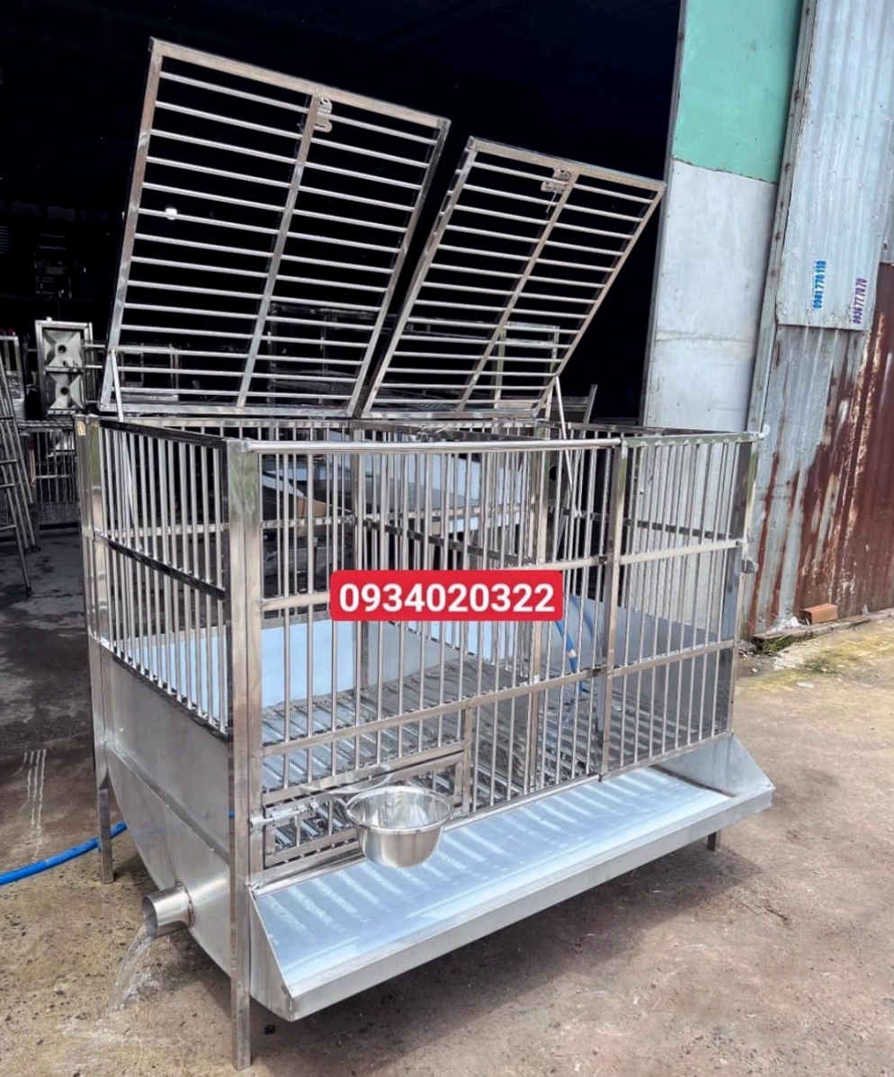 Chuồng chó có vách ngăn chia khu vực
