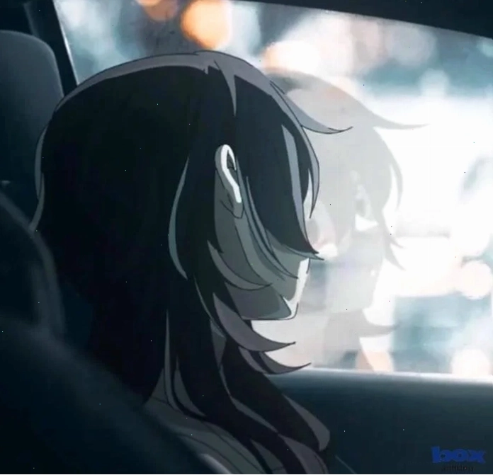 Hình ảnh sad girl tỏa sáng trong đêm, ẩn chứa nỗi niềm
