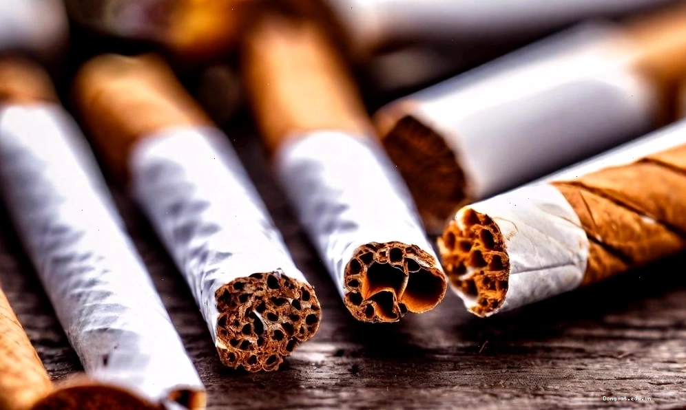 Hút thuốc lá làm tăng nguy cơ viêm đường ruột