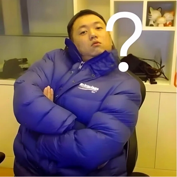 Meme thắc mắc với nhiều icon đi kèm