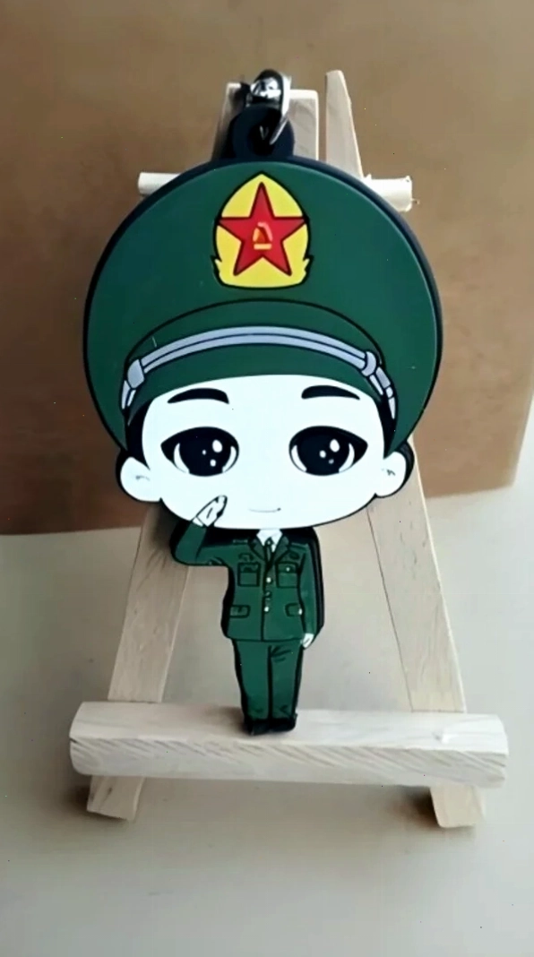 Móc khóa bộ đội chibi cá tính