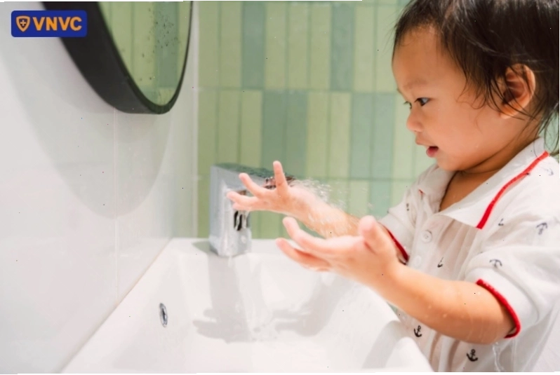 Vệ sinh tay thường xuyên