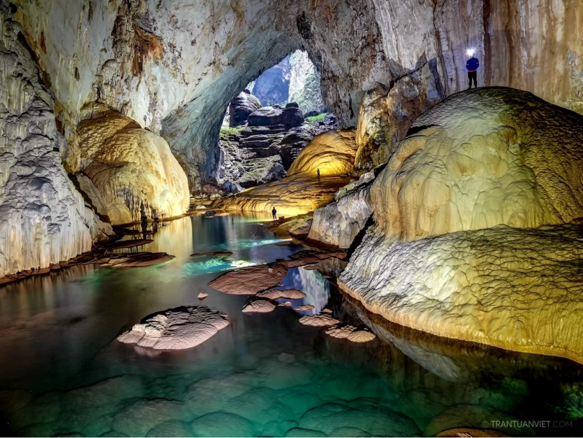 Hành trình khám phá hang Sơn Đoòng Quảng Bình đầy kỳ thú